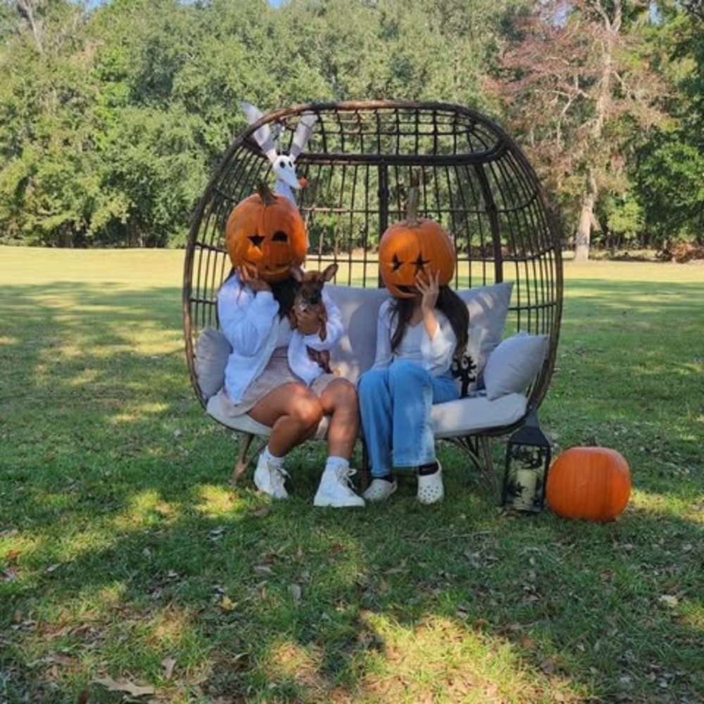 Meet your Posher, Gabriela